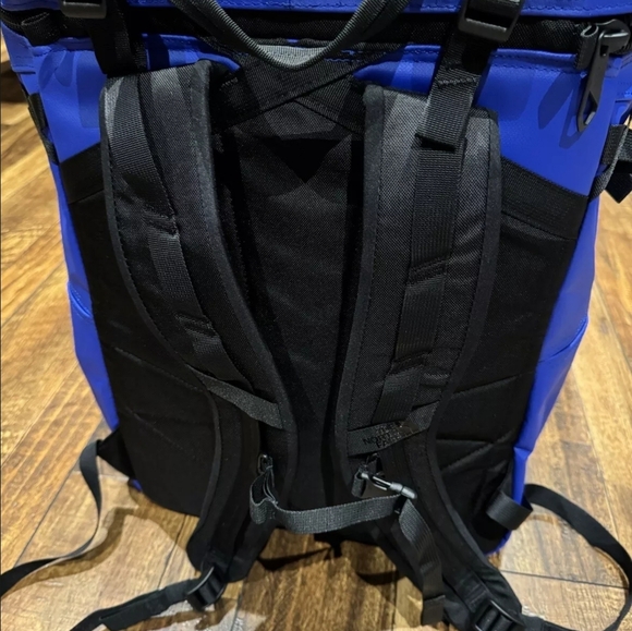 The North Face Fuse Box ll - Picture 3 of 5